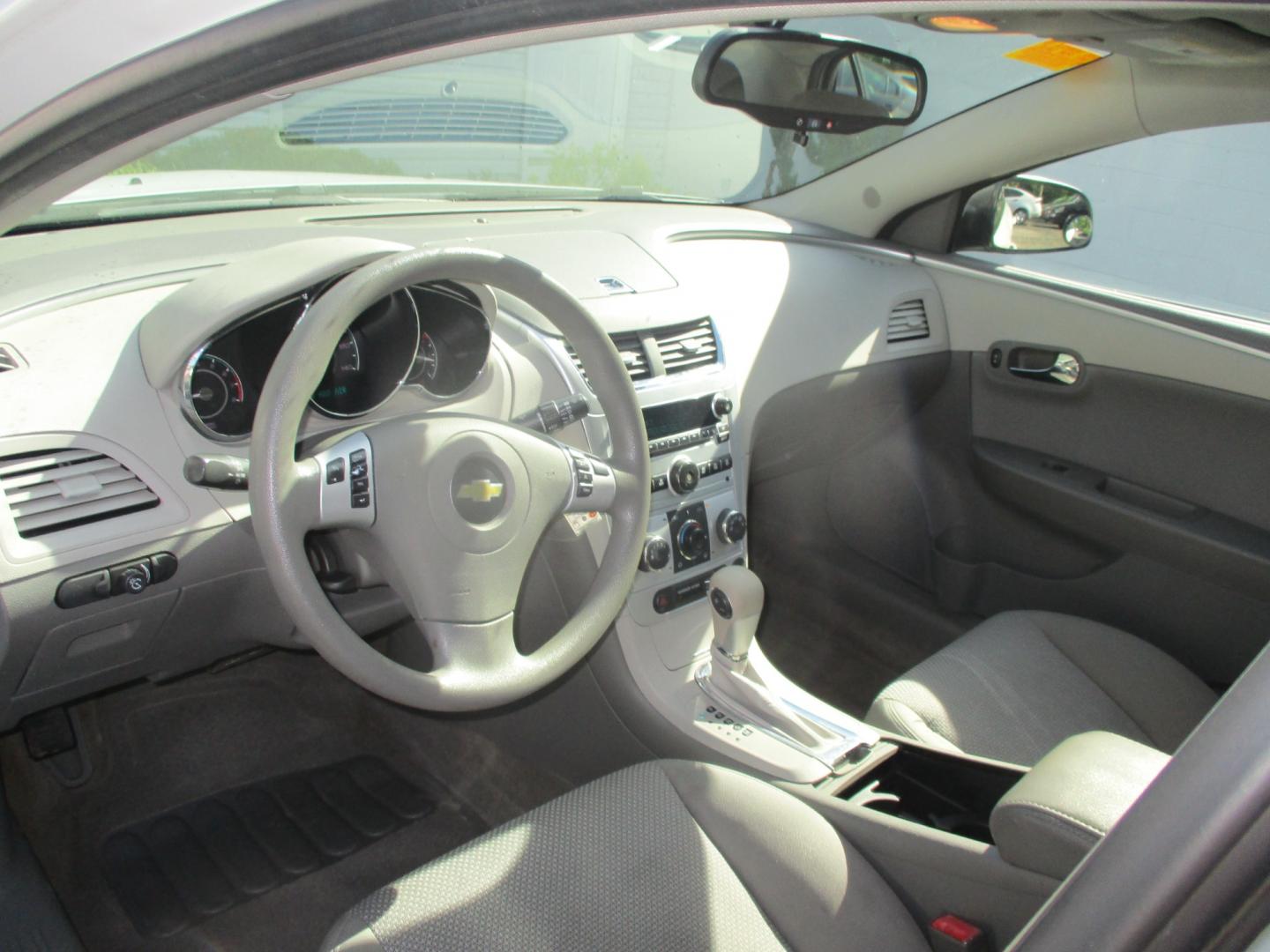 2012 WHITE Chevrolet Malibu (1G1ZB5E08CF) , AUTOMATIC transmission, located at 540a Delsea Drive, Sewell, NJ, 08080, (856) 589-6888, 39.752560, -75.111206 - Photo#11